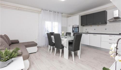 Five-Bedroom Holiday Home