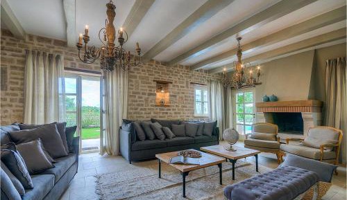 Four-Bedroom Vacation Home