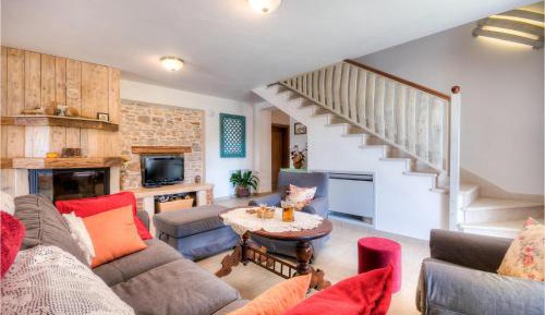 Five-Bedroom Holiday Home