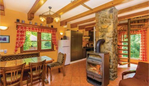Three-Bedroom Vacation Home 