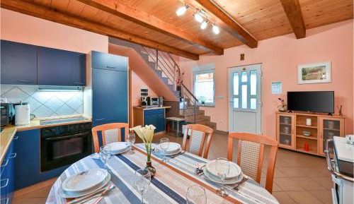 Three-Bedroom Vacation Home 