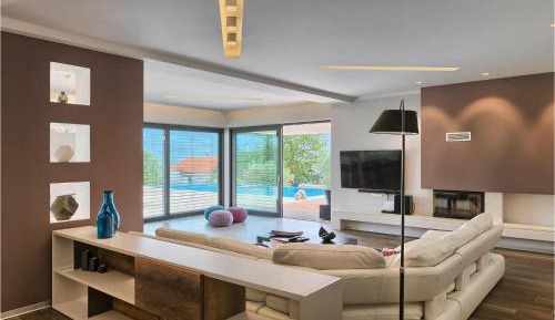 Four-Bedroom Vacation Home