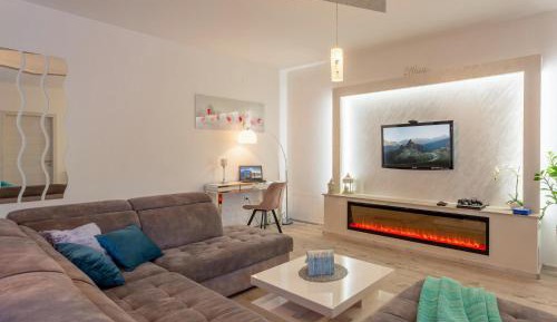 Three-Bedroom Vacation Home 