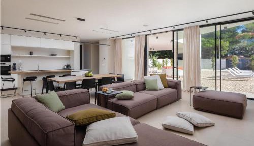Four-Bedroom Vacation Home