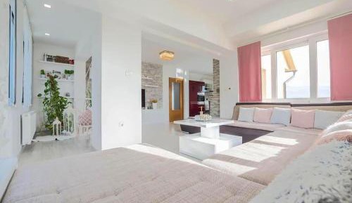 Four-Bedroom Vacation Home