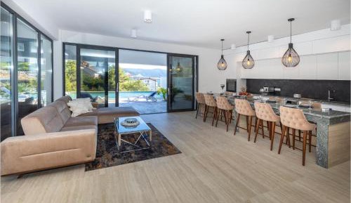 Four-Bedroom Vacation Home