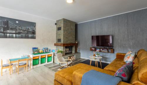Three-Bedroom Vacation Home 