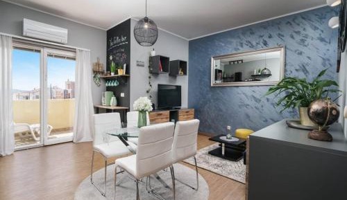 Apartment Silver