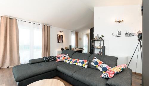 Five-Bedroom Holiday Home
