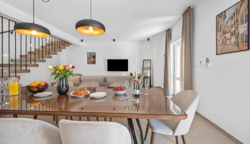 Four-Bedroom Vacation Home