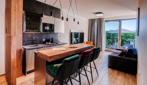 One-Bedroom Apartment with Spa Bath