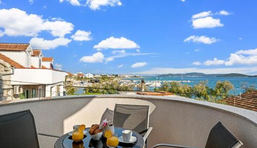 Apartment with Sea View