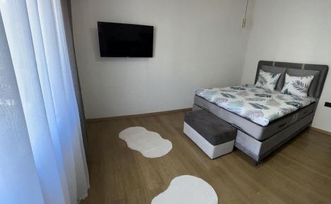King Studio with Sofa Bed