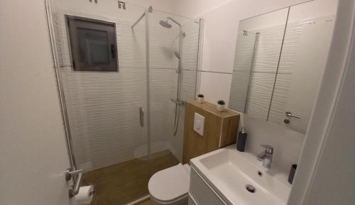 One-Bedroom Apartment with Terrace