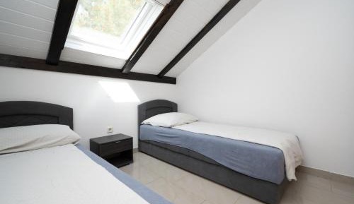 Two-Bedroom Apartment with Terrace and Sea View