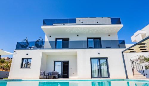 Superior Villa