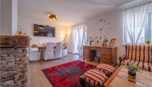 Three-Bedroom Vacation Home 