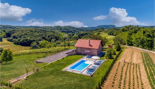 Three-Bedroom Vacation Home 