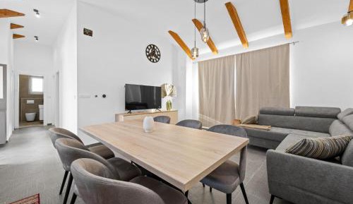 Four-Bedroom Vacation Home