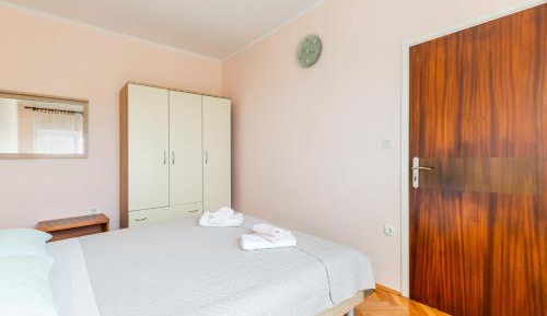Two-Bedroom Apartment with Terrace and Sea View