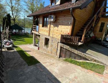 Family Studio
