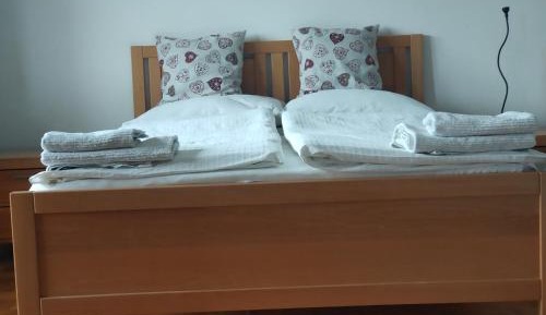 Twin Room with Shared Bathroom