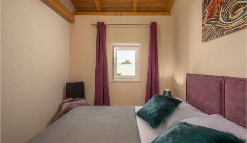 Three-Bedroom Vacation Home 