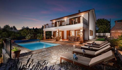 Four-Bedroom Villa with Pool