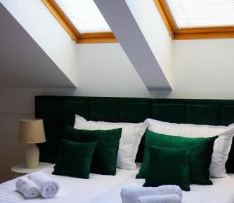 Double Room with Balcony (3 Adults)