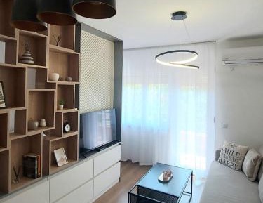 King Studio with Sofa Bed