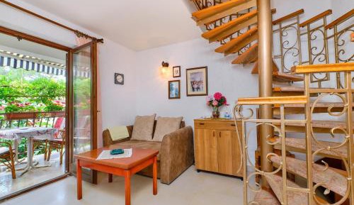 One-Bedroom Apartment with Terrace