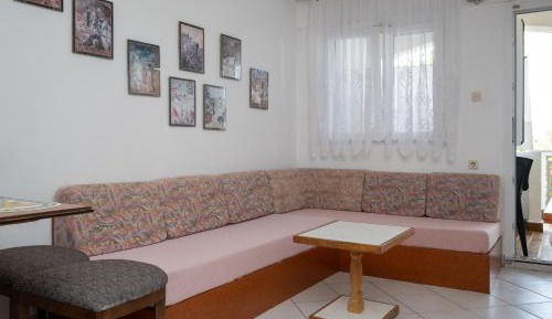 One-Bedroom Apartment with Terrace