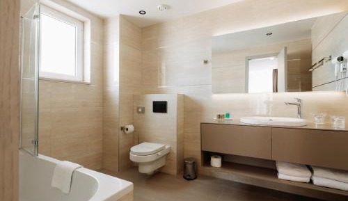 Deluxe Triple Room with Partial Sea View