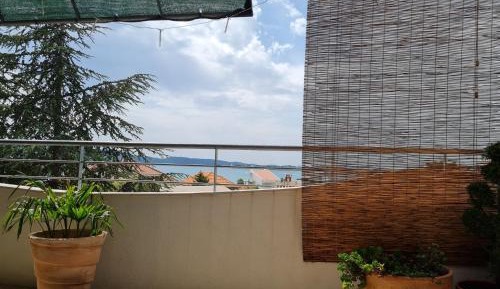One-Bedroom Apartment with Terrace and Sea View