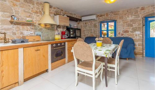 Three-Bedroom Vacation Home 