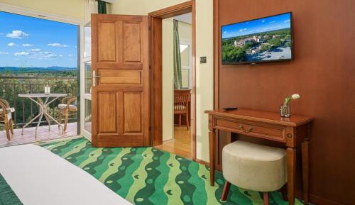 Standard Double or Twin Room