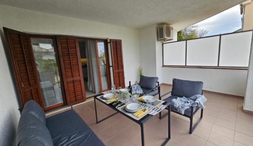 Apartment with Balcony