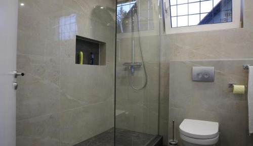 Small Single Room