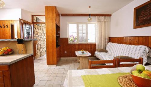 Three-Bedroom Apartment with Terrace and Sea View