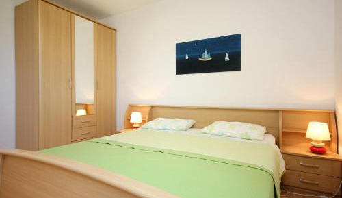 One-Bedroom Apartment with Terrace and Sea View