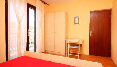 Two-Bedroom Apartment with Balcony and Sea View
