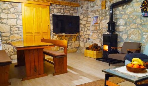 Three-Bedroom Vacation Home 