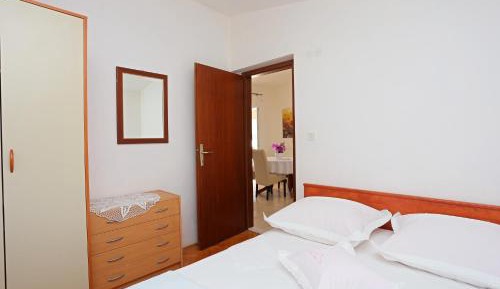 Three-Bedroom Apartment with Terrace and Sea View