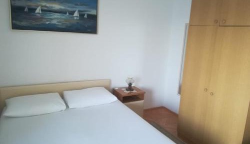 One-Bedroom Apartment with Terrace and Sea View