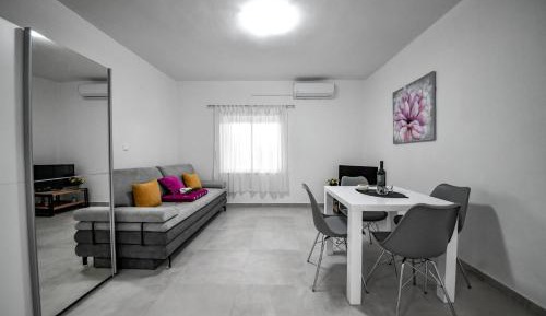 Studio with Balcony