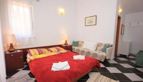 Two-Bedroom Apartment with Terrace and Sea View