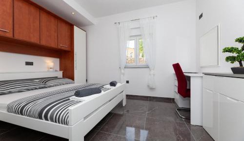 Three-Bedroom Vacation Home 