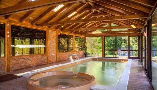 Three-Bedroom Vacation Home 