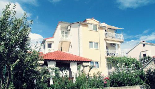 Two-Bedroom Apartment with Terrace