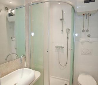 Apartment with Terrace and Sea View ( 6 Adults)